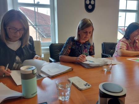 Mirna, 5 redna seja, Maja Anzelj med predstavitvijo proracunskih dokumentov,  foto L Uhan